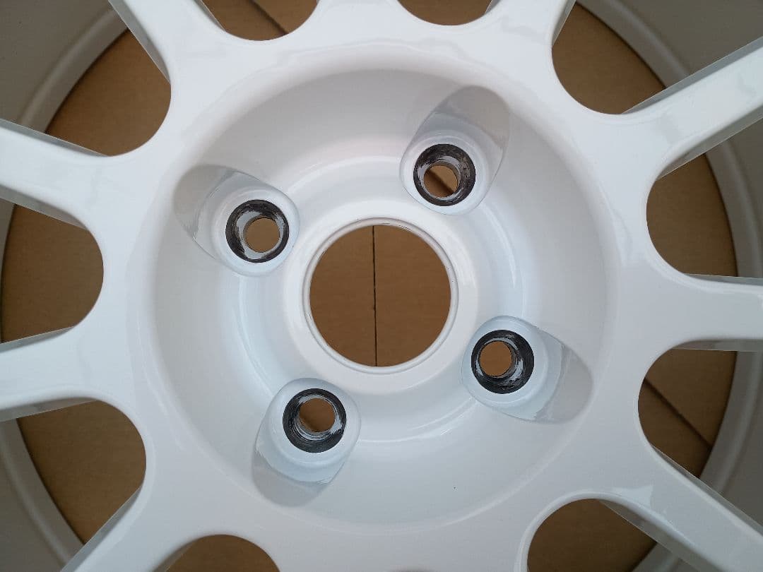 ASSO アルミホイール パルティーレ ピュアホワイト 17インチ アバルト