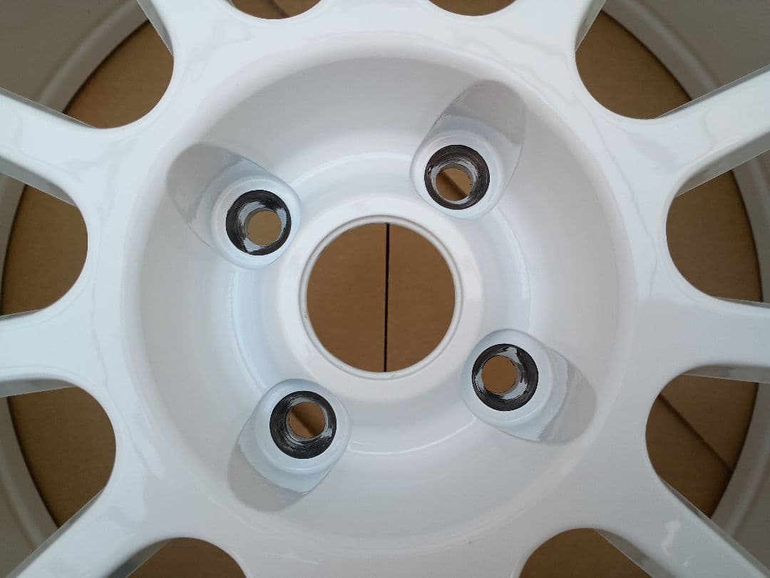 ASSO アルミホイール パルティーレ ピュアホワイト 17インチ アバルト