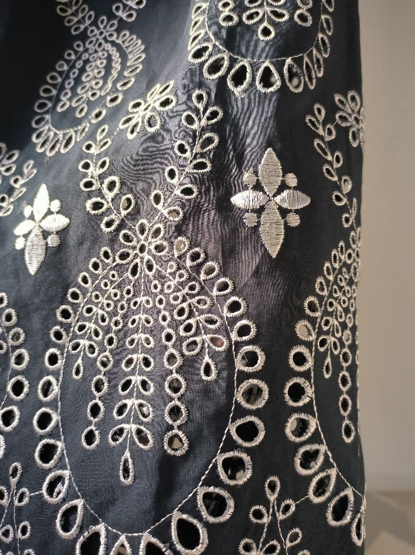 【新品タグ付】2022年 エンブロイダリー シャツ 刺繍 ワンピース