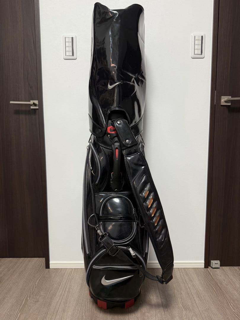 希少 NIKE キャディバッグ ツアーモデル