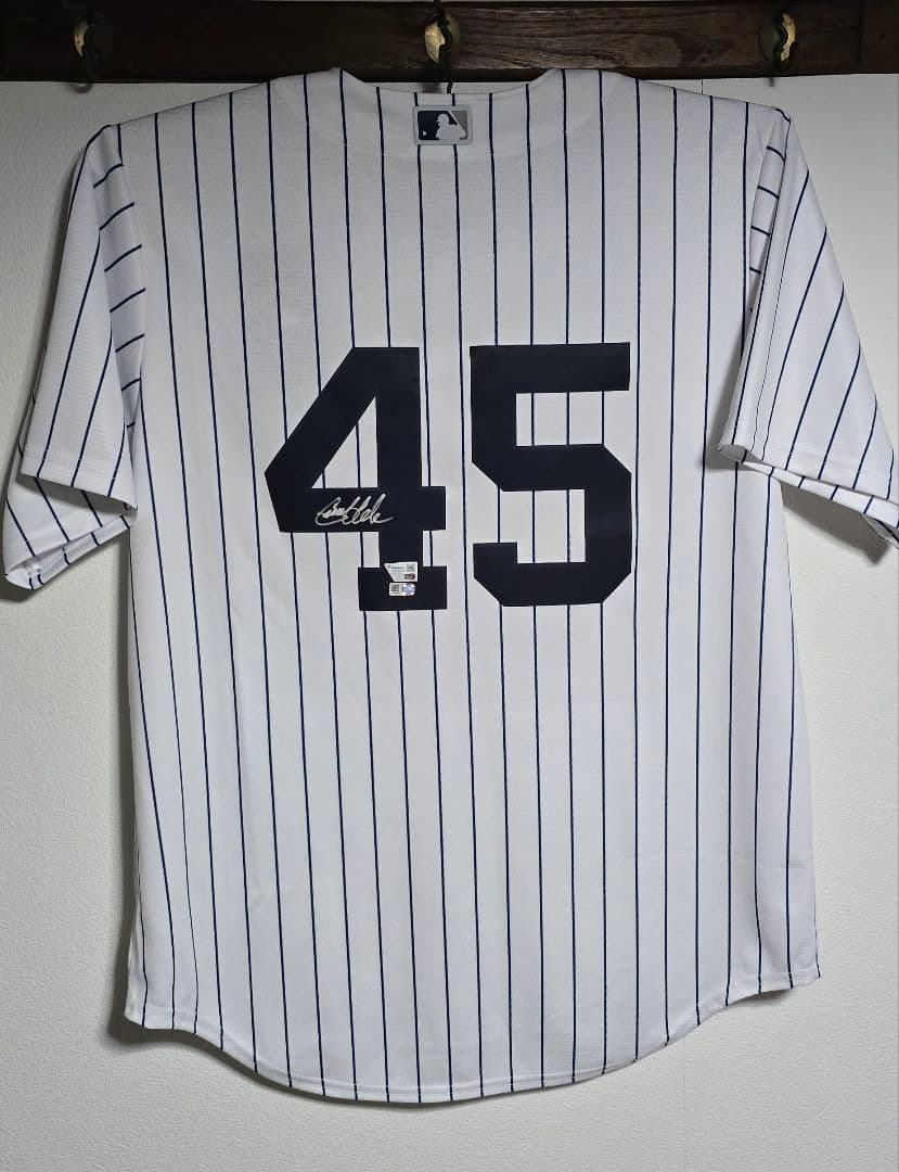 【あいちゃん】Gerrit Cole サイン入りジャージ 45