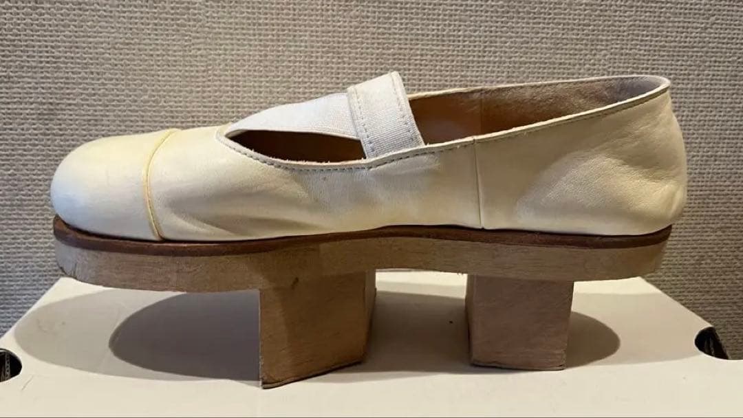 多分絶対　下駄靴　ホワイト 25.5cm