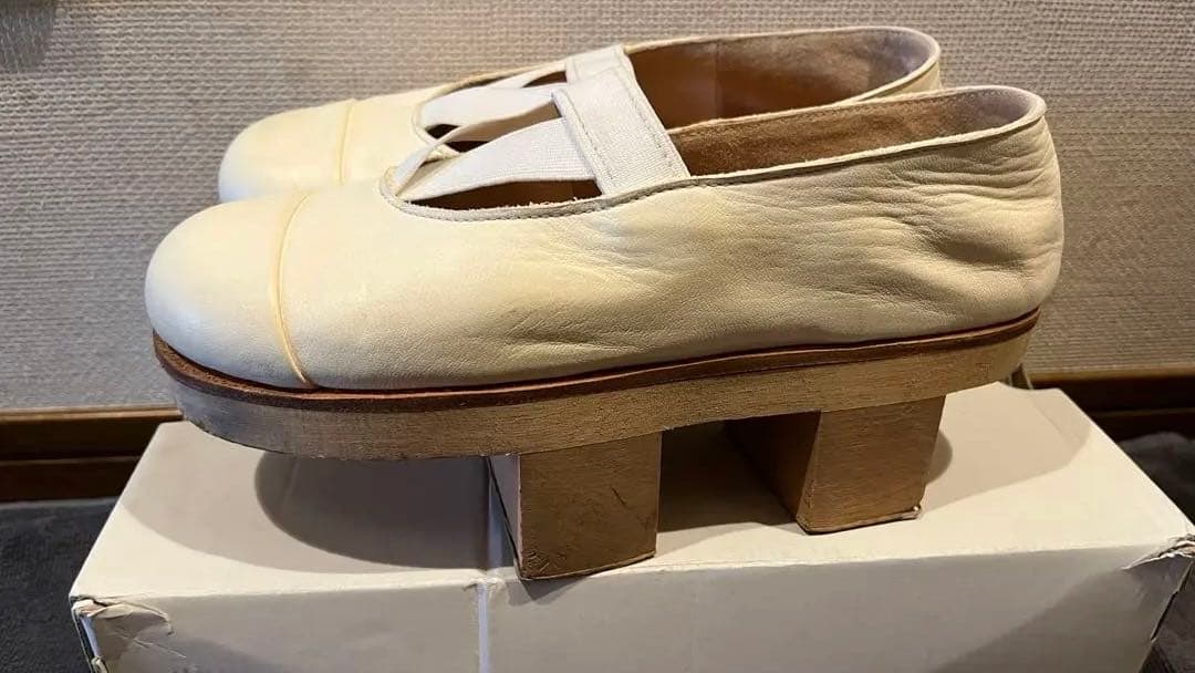 多分絶対　下駄靴　ホワイト 25.5cm