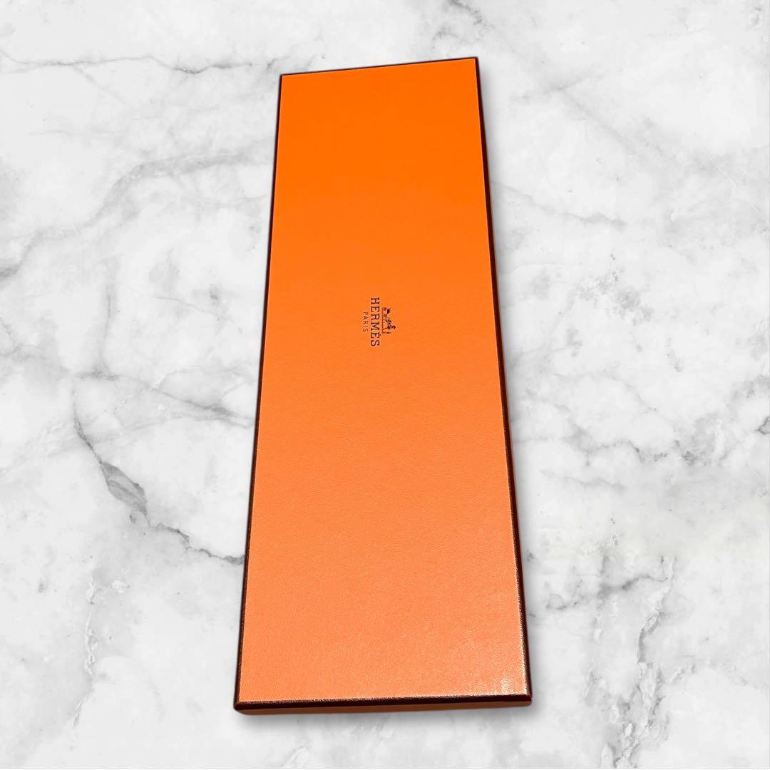 HERMES エルメス　ネクタイ　カンカイユリ　箱あり