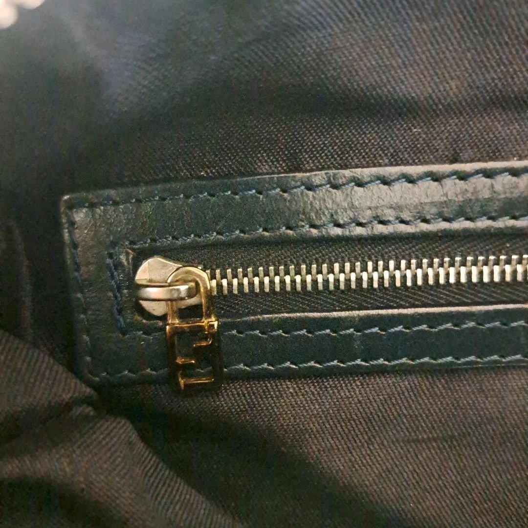 FENDI FFロゴショルダーバッグ