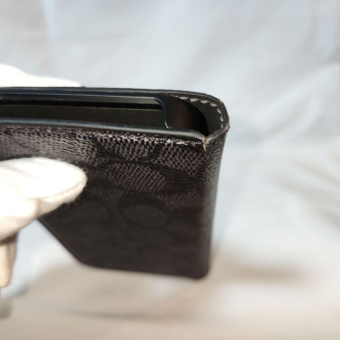 COACH　ブラック　手帳型ケース　アイフォン16プロ　iPhone16PRO