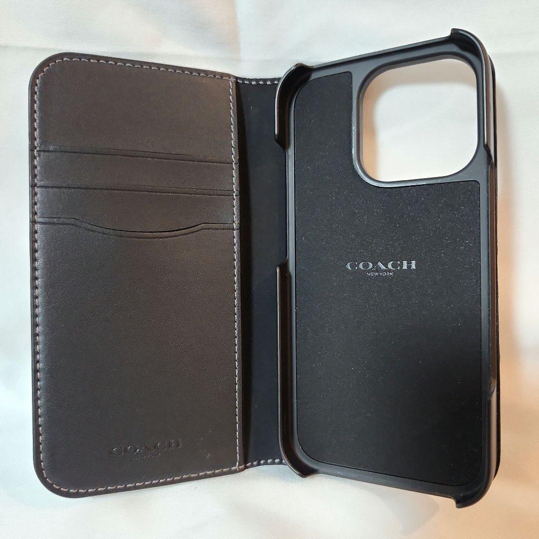 COACH　ブラック　手帳型ケース　アイフォン16プロ　iPhone16PRO