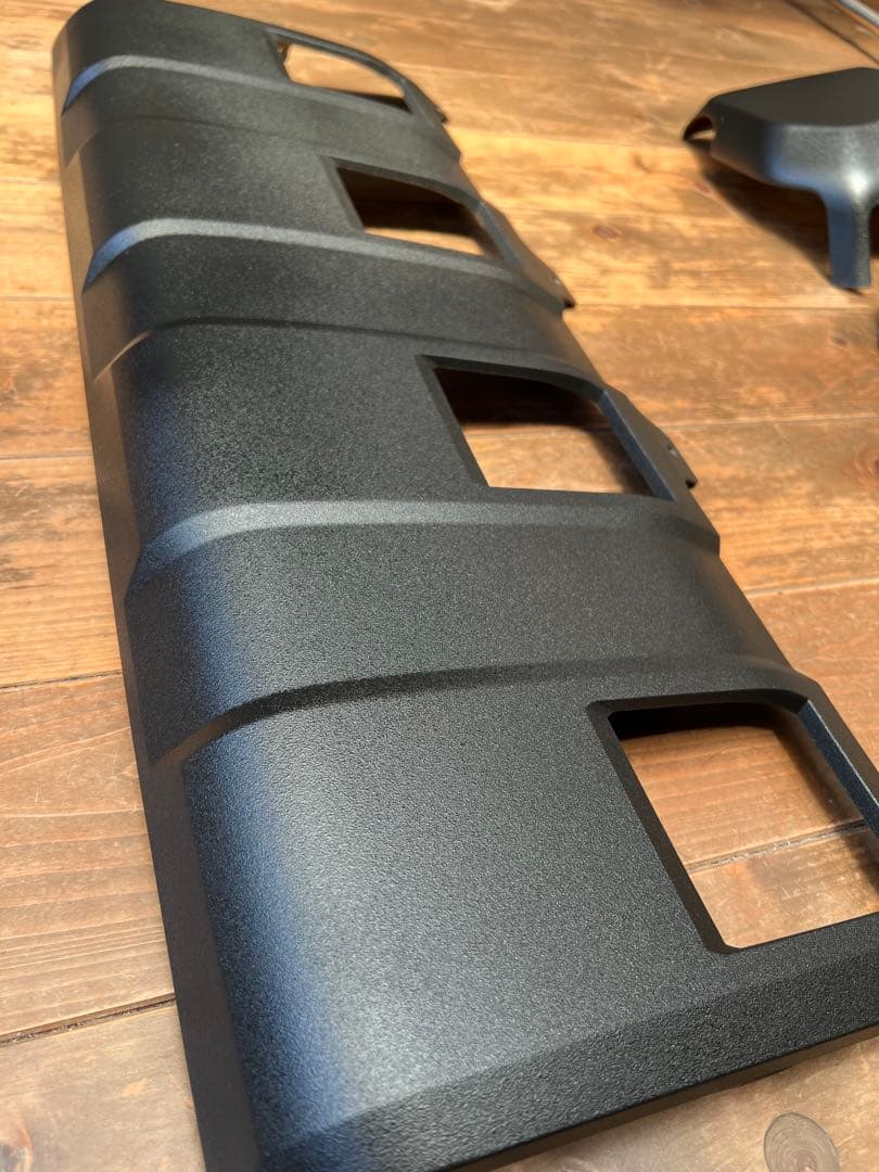 送料込み　ランドクルーザー250純正フロント、リアバンパーセット　チッピング塗装