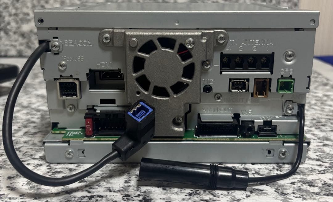 カーナビ AVIC-ZH0007