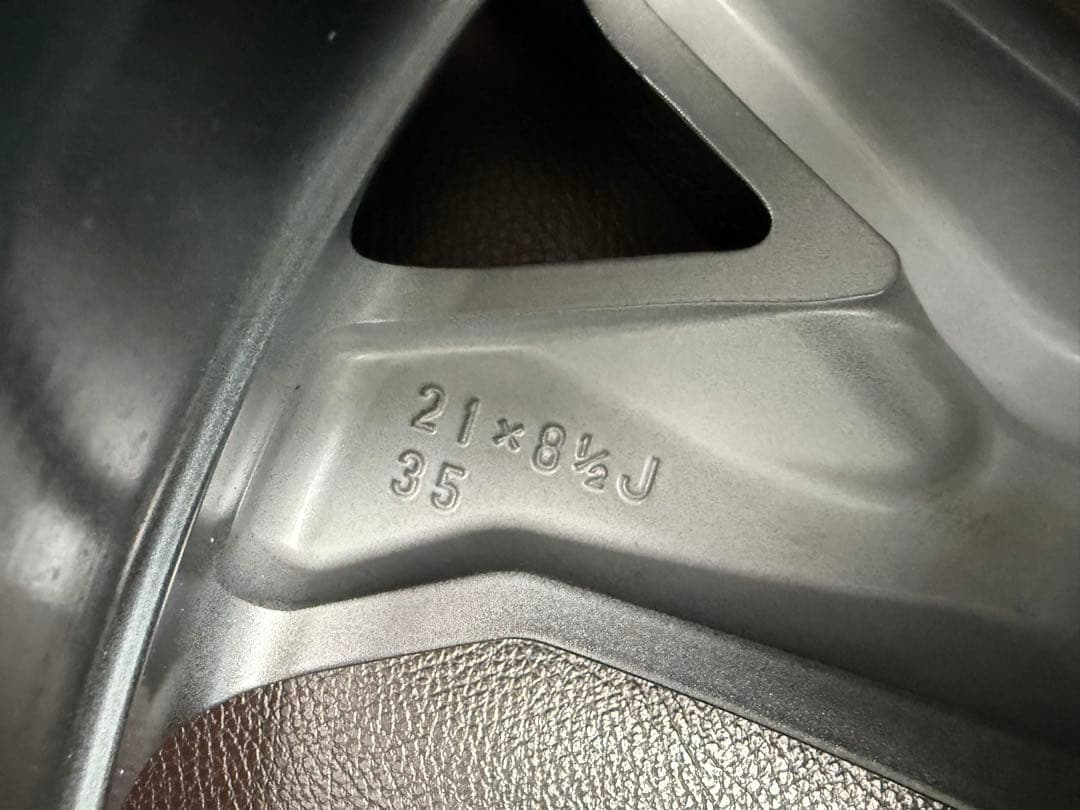 (^-^) 　クラウンエステート　ホイール4本　新車外し　21インチ