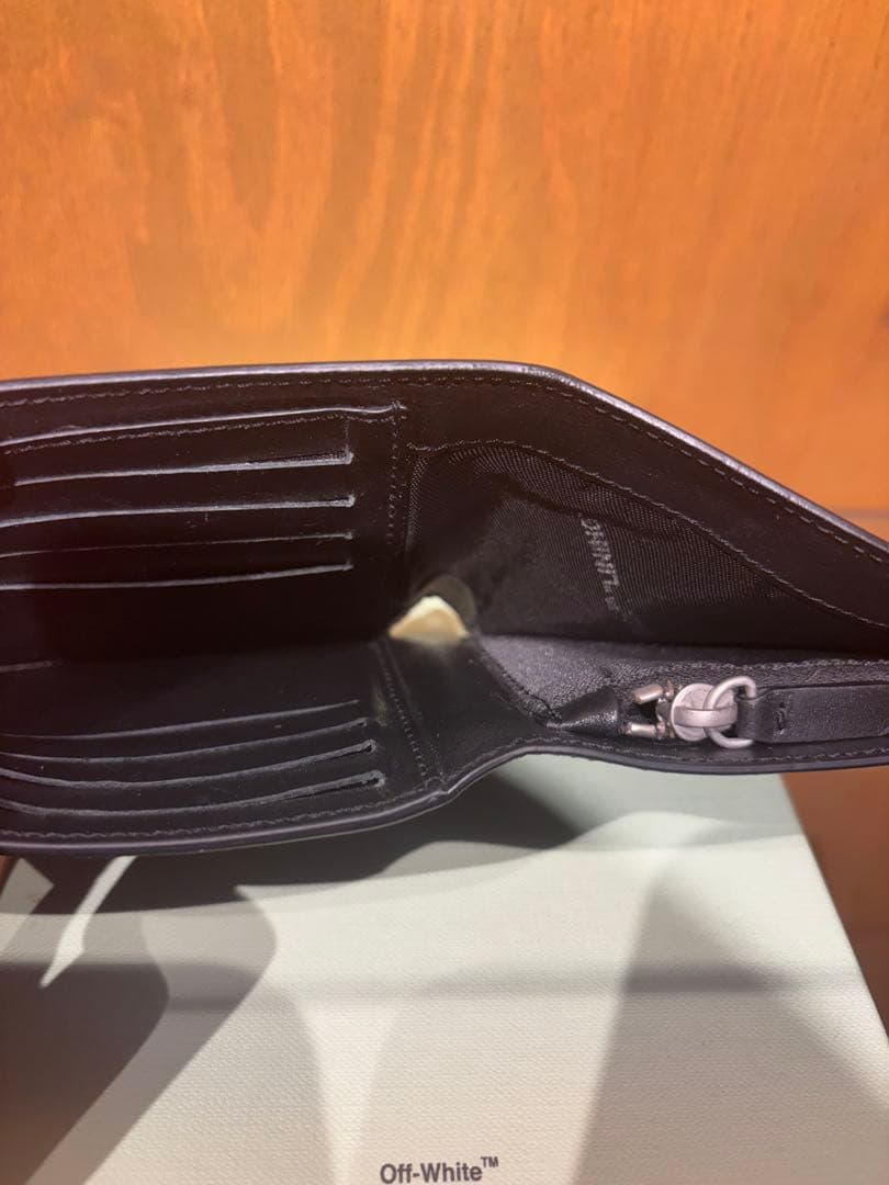 Off-White ブラック 二つ折り財布