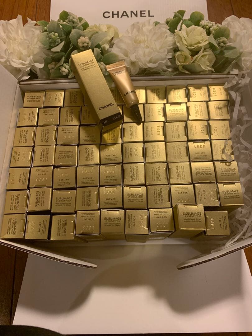 シャネルChanel 目元用クーリムサブリマージュラクレームユー30個入り