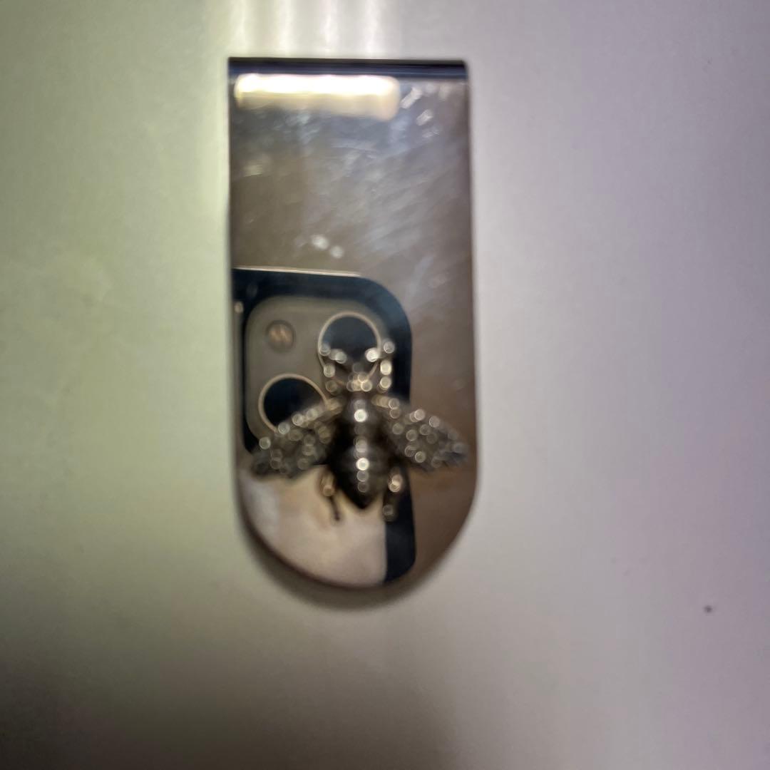 GUCCI マネークリップ 蜂のモチーフ