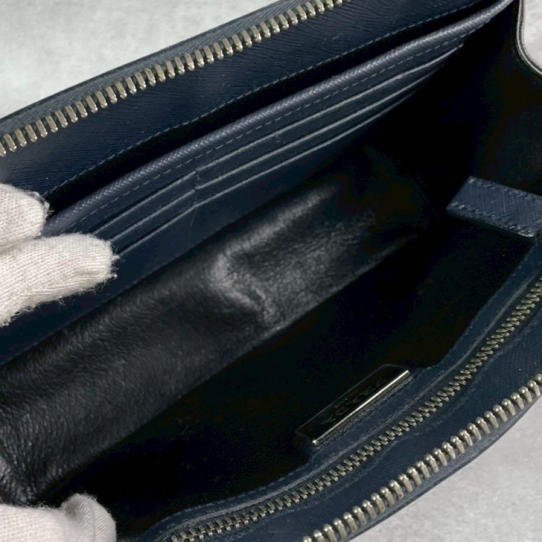 【人気モデル】PRADA セカンドバッグ 三角ロゴ サフィアーノレザー 紺色