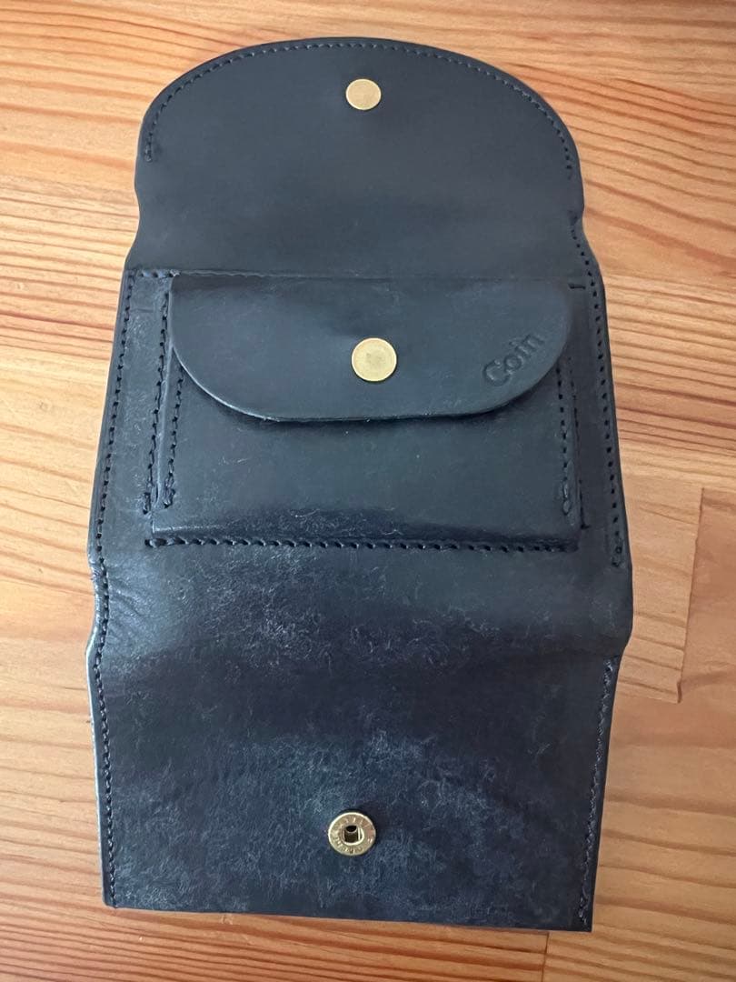 Iru ネイビー　財布