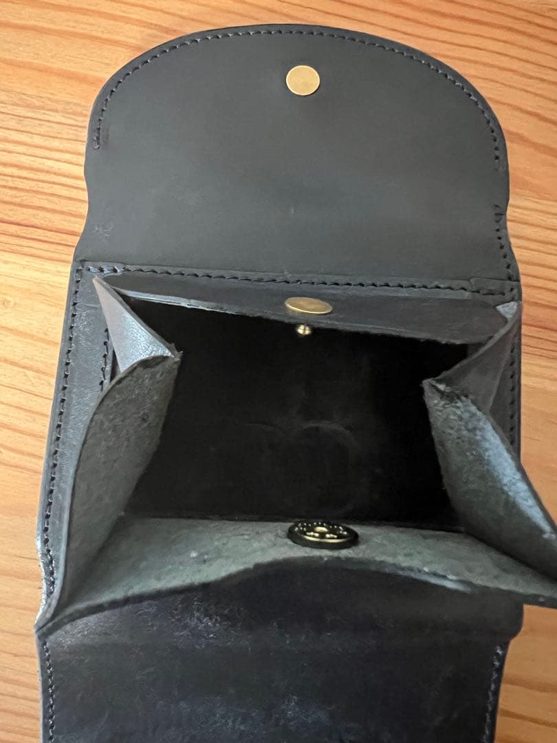 Iru ネイビー　財布