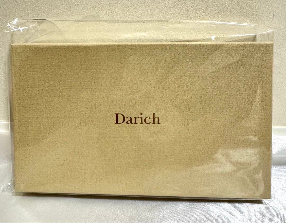 Darich キルティングビジューDDチャームiPhoneケース15Pro ピン