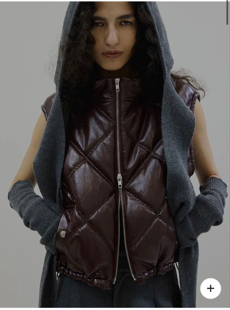 ジャケット・アウター SYNTHETIC LEATHER QUILTING MINI VEST