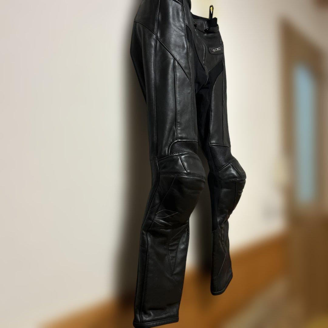 RSタイチ レザーパンツ