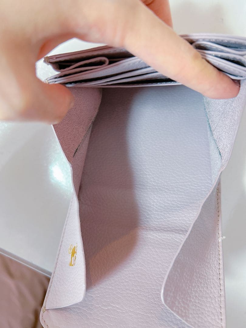 【人気】　アタオ　ロトロ　ヴィトロ　ロージーラベンダー　二つ折り財布　コンパクト