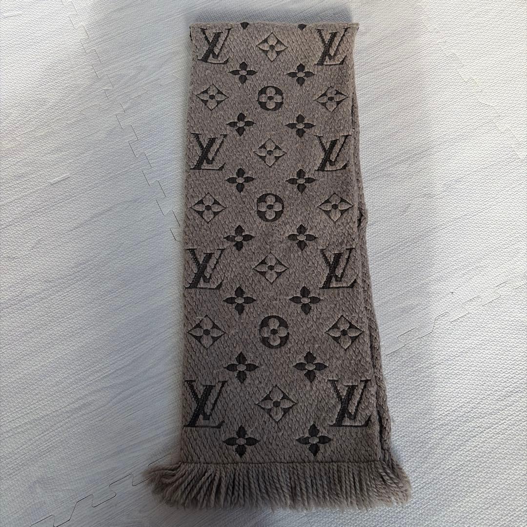 ⭐︎さくら⭐︎Louis Vuitton ベージュ✖️グレー　マフラー