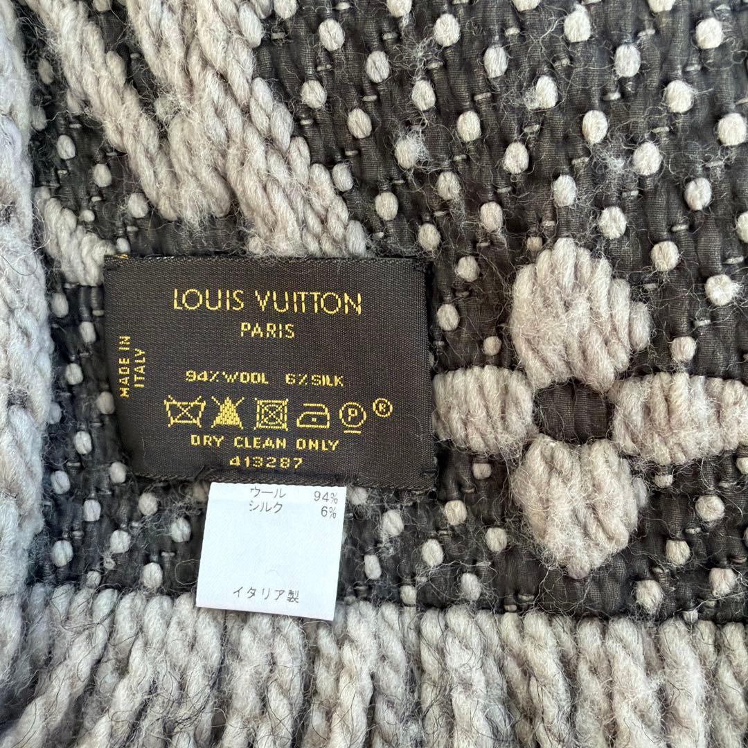 ⭐︎さくら⭐︎Louis Vuitton ベージュ✖️グレー　マフラー
