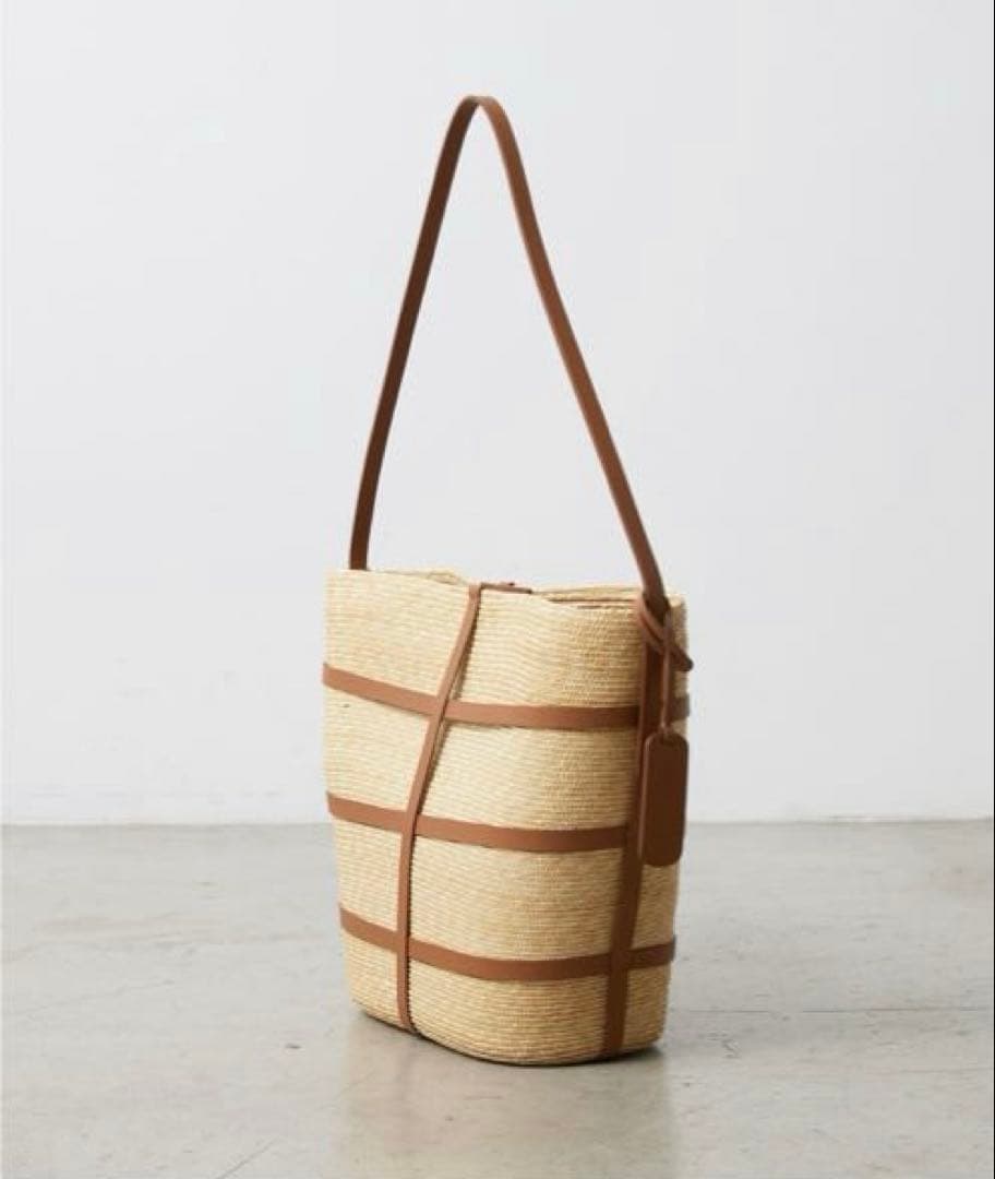 ウィムガゼット CATARZI ストローショルダーバッグ