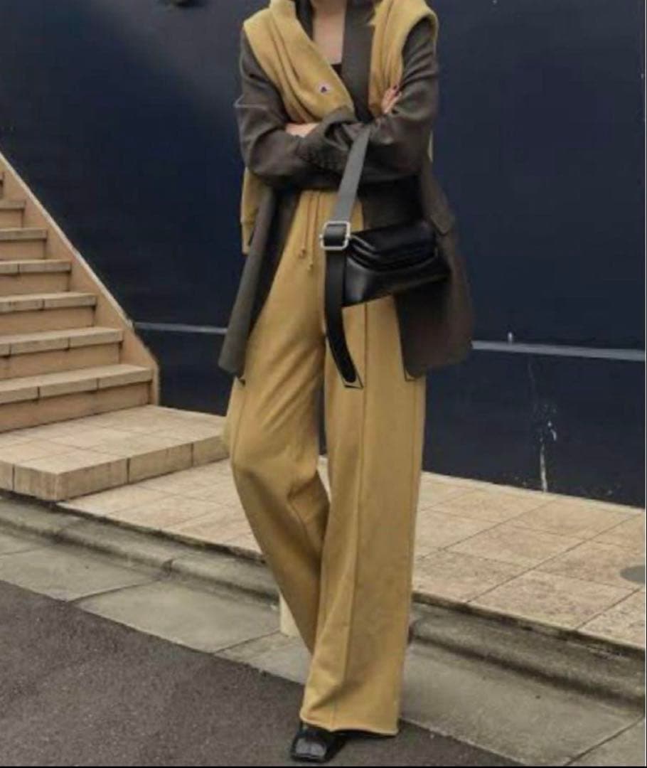 ameri vintage×champion限定コラボスウェット