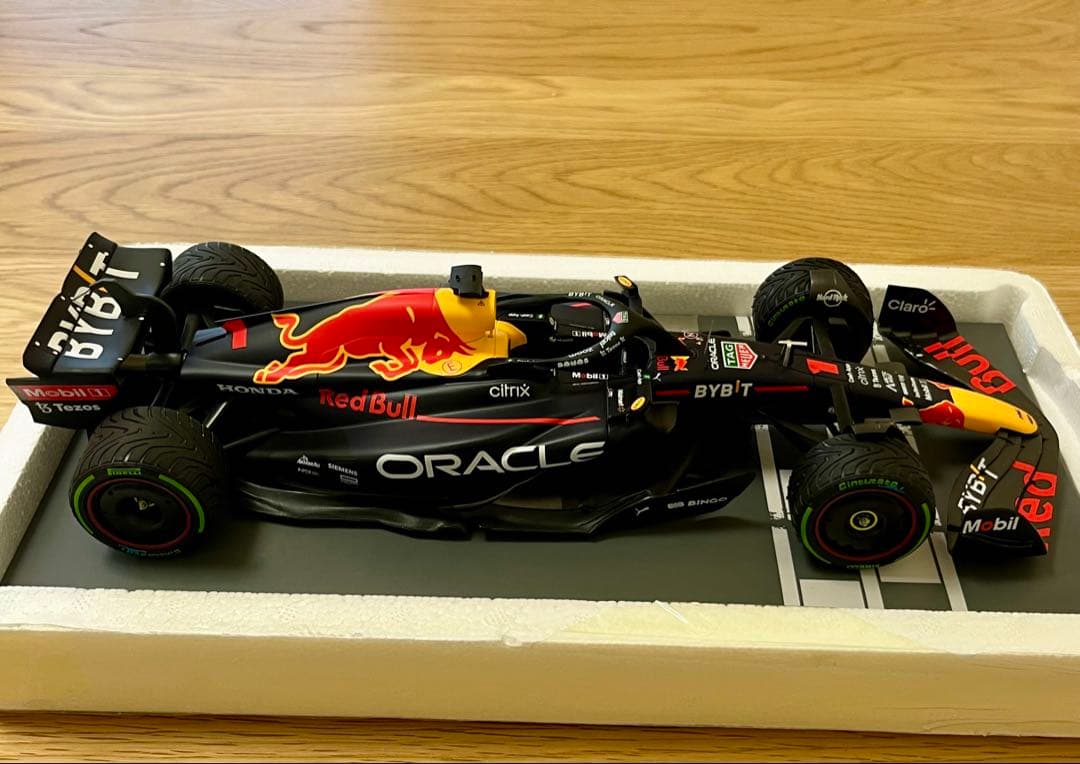 BIDBUY公式アカウント01専用 レッドブルホンダ M.フェルスタッペン 日本