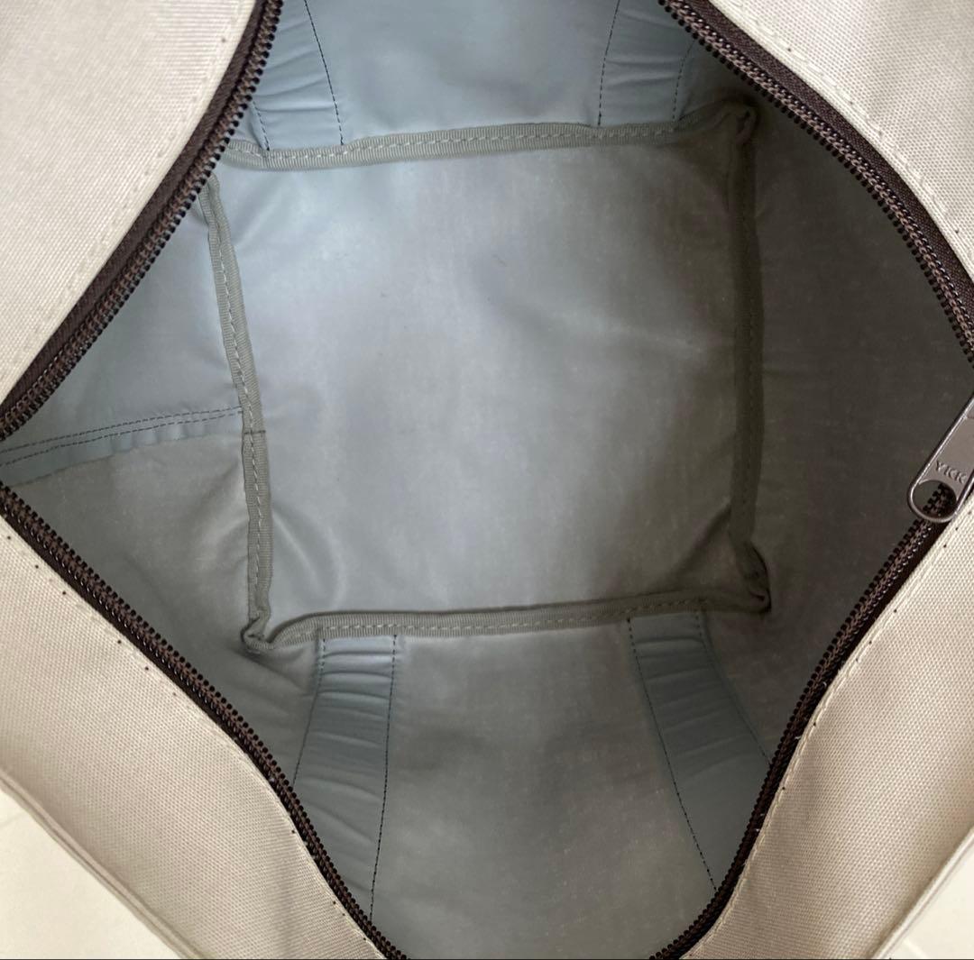 エルベシャプリエ 1707C トートバッグ 舟形 マスティック×モカ