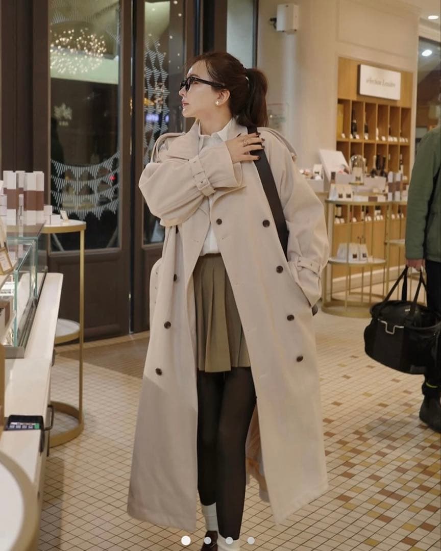 the toé Meteora Trench Coat