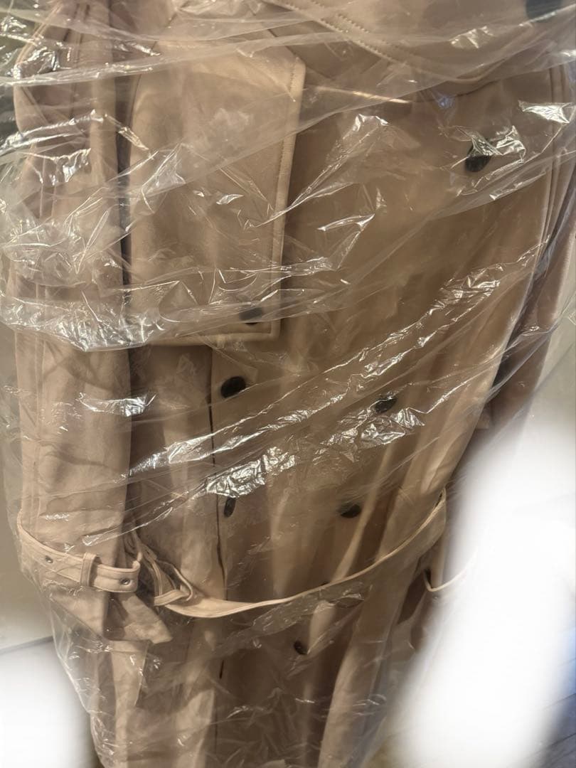 the toé Meteora Trench Coat