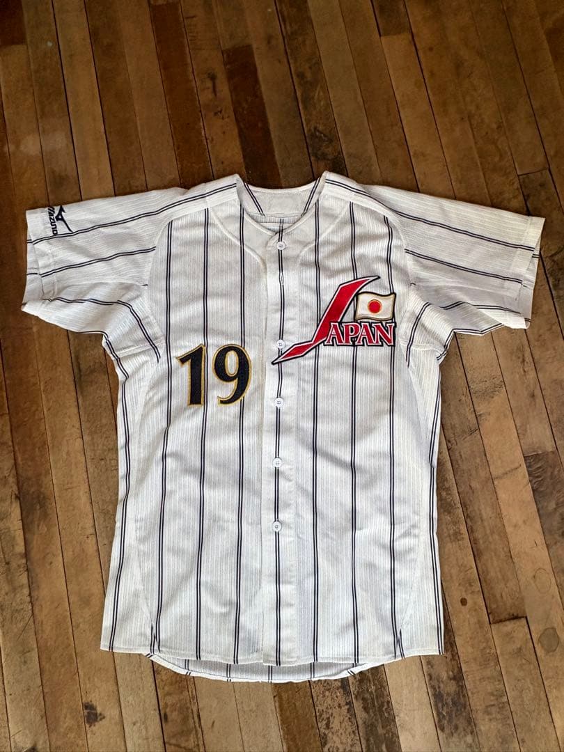 侍JAPAN 上原浩治選手 レプリカユニフォーム 直筆サイン入り