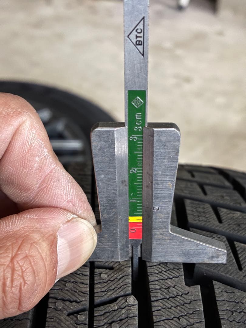 【ようよう】アイスガードig60 165/65R15 スタッドレス　1／2