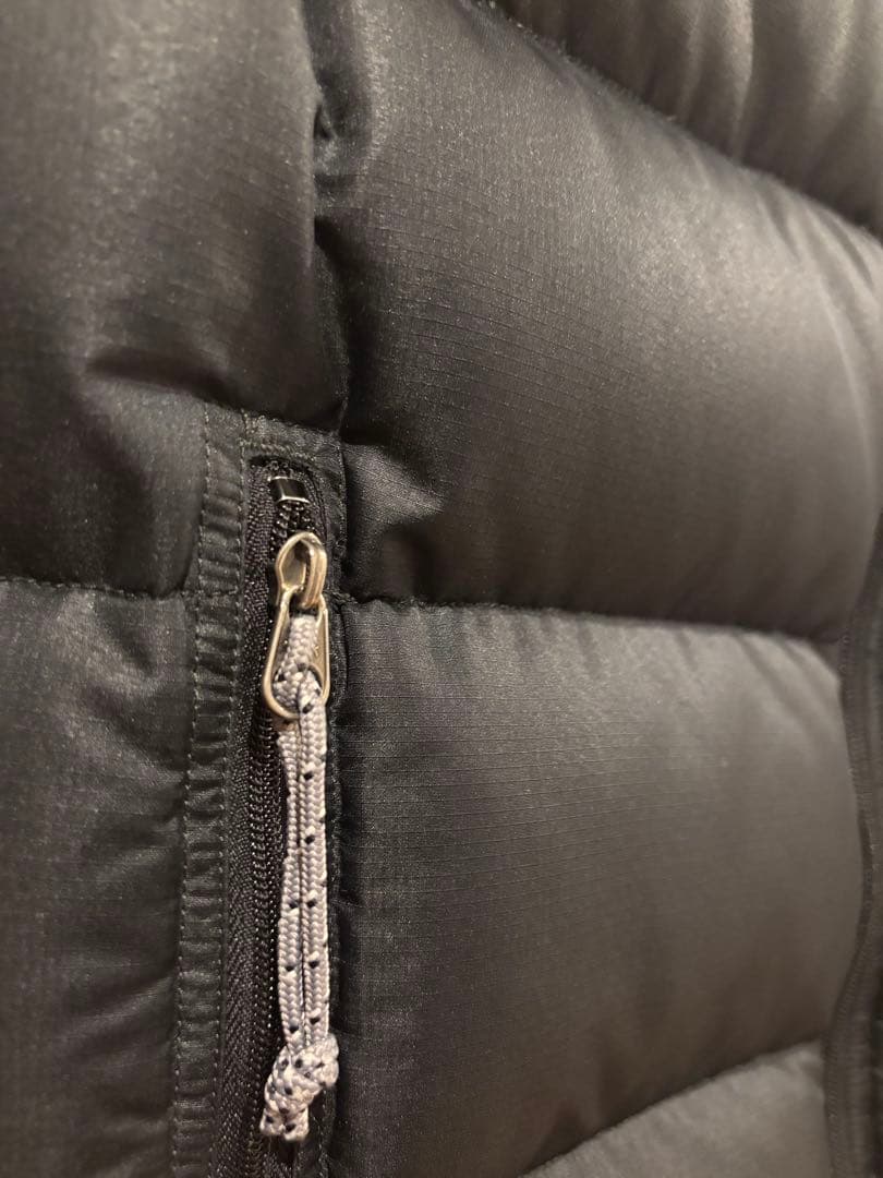 【美品】patagonia 黒 オールドグースダウンベスト ドローコード 00s