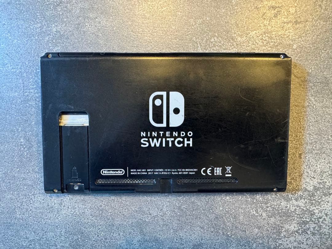 Nintendo Switch 本体、ドック