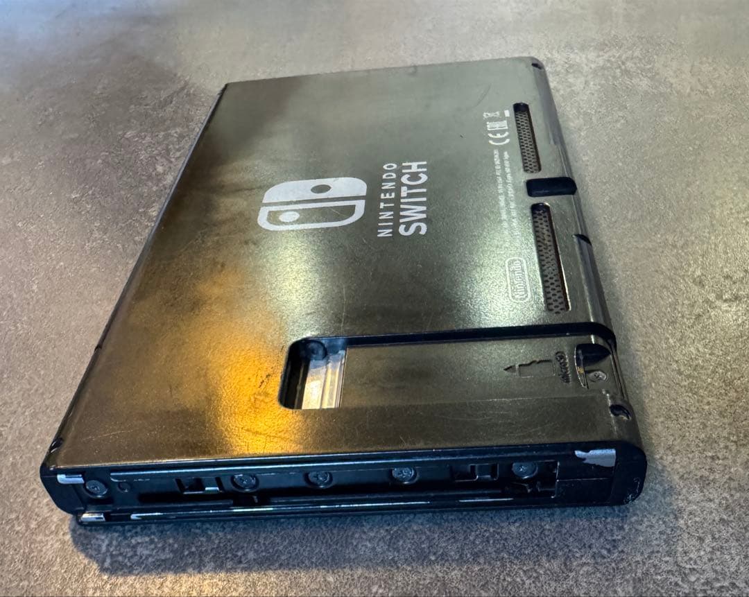 Nintendo Switch 本体、ドック