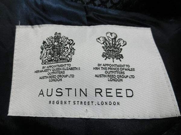 みゆ　オースチンリード　フリルコート　ネイビーブラック