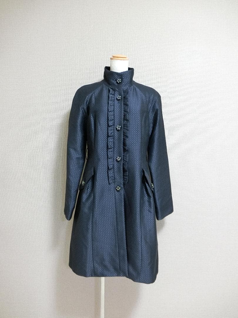 みゆ　オースチンリード　フリルコート　ネイビーブラック