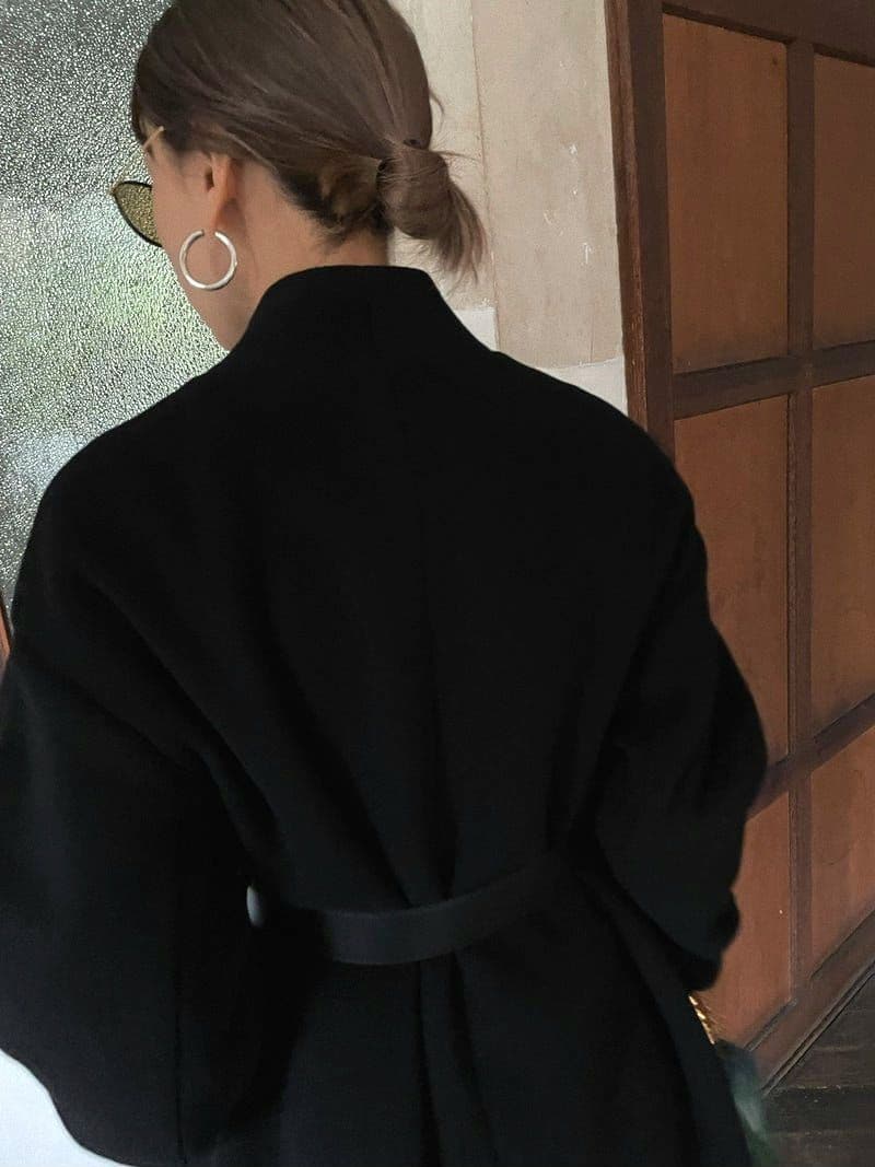 UND PLUMP SLEEVE BELTED COAT　ameri