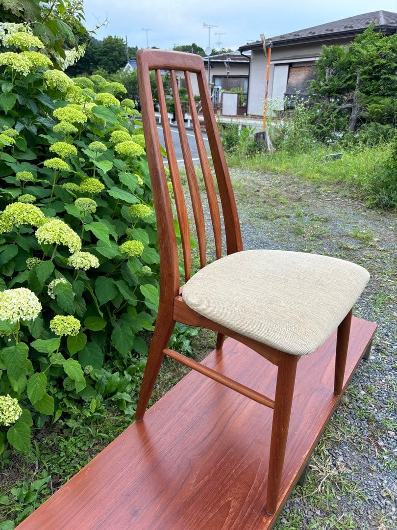 北欧家具　チーク材　ダイニングチェア