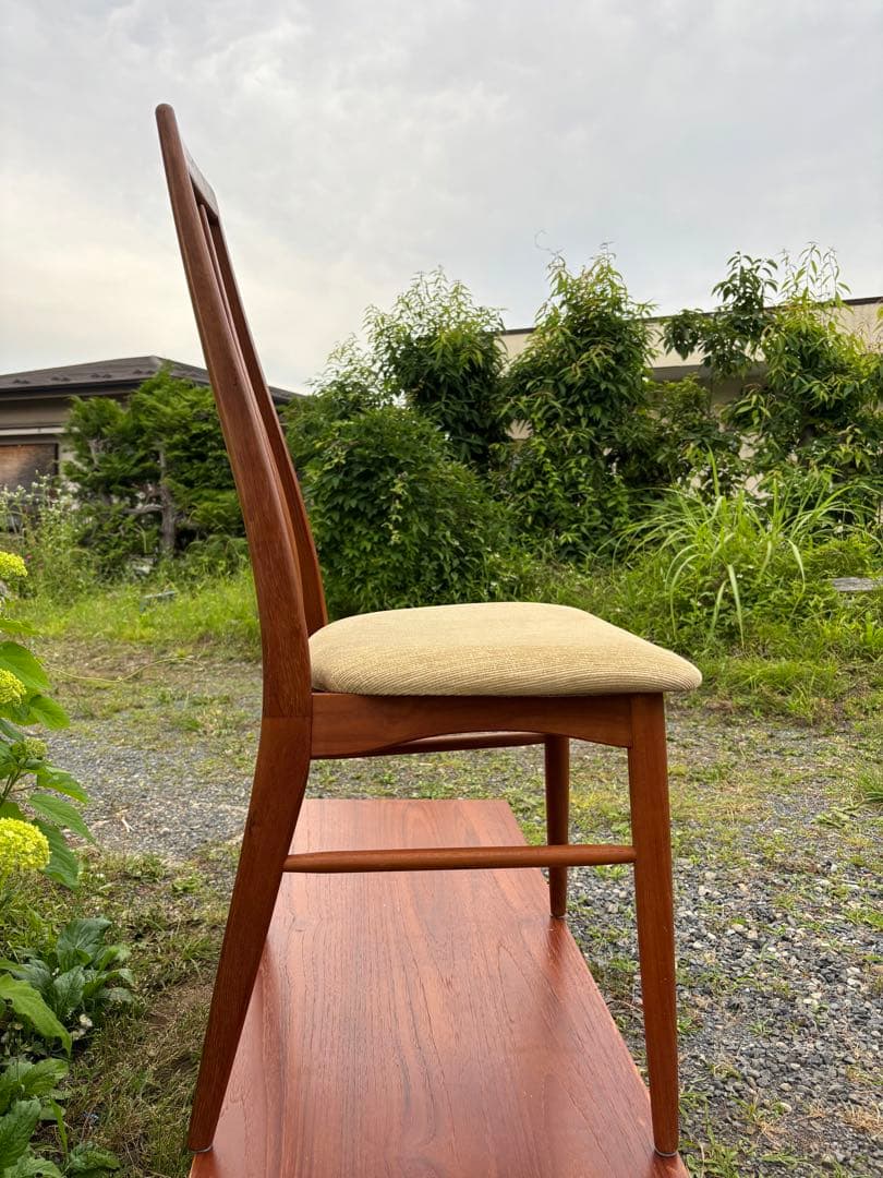 北欧家具　チーク材　ダイニングチェア