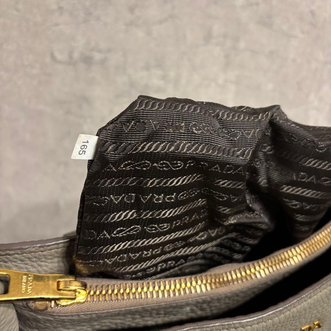 プラダ トートバッグ 2way ヴィッテロダイノ グレー 3室収納 ショルダー