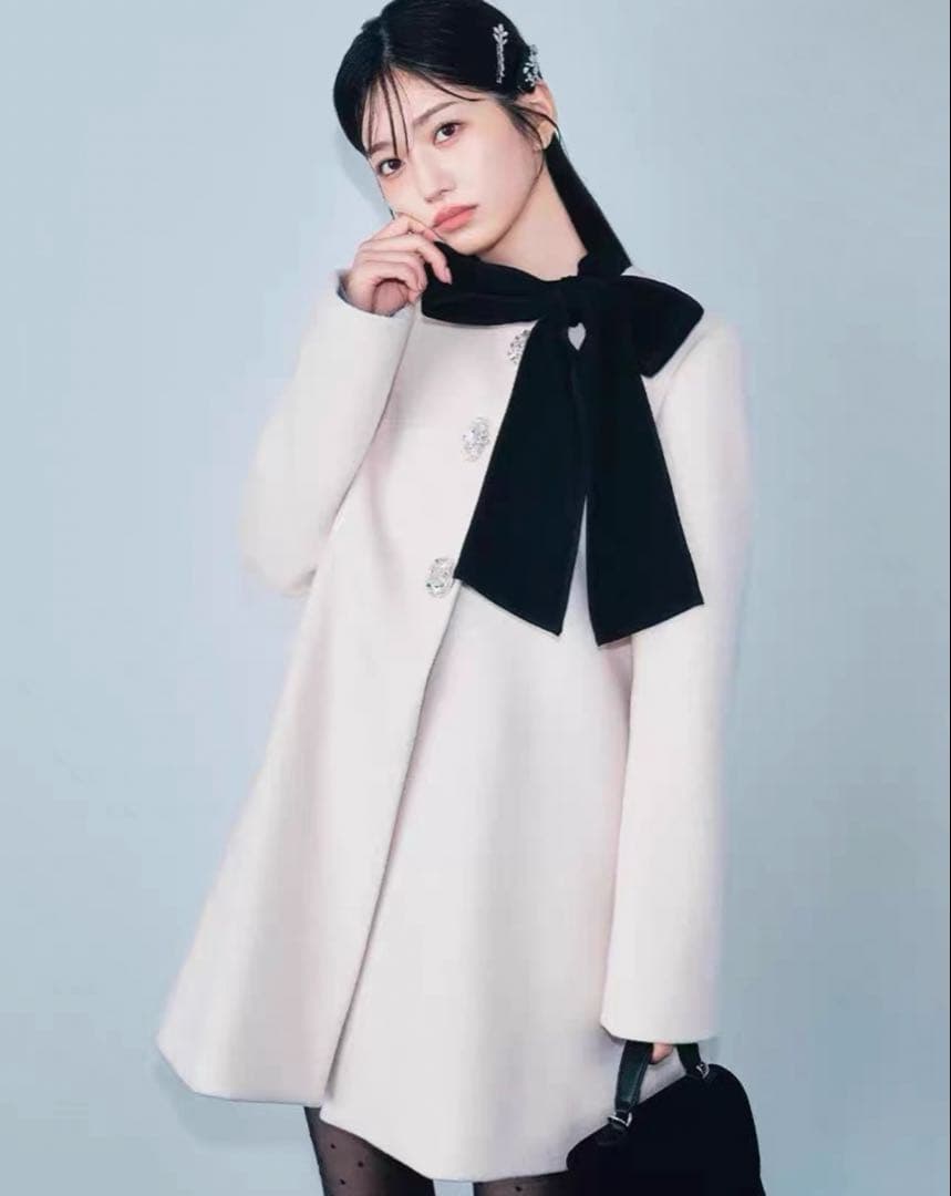 リリーブラウン Aラインビジューリボンコート