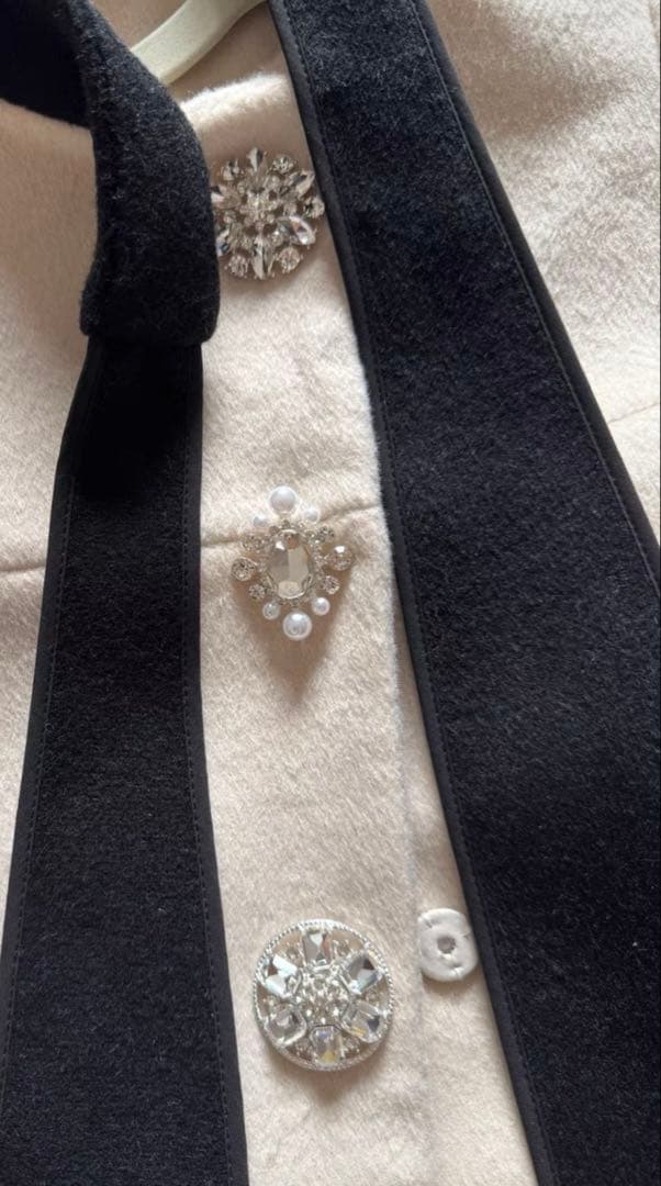 リリーブラウン Aラインビジューリボンコート