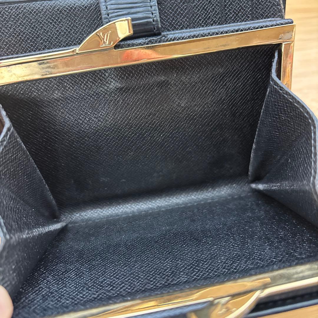 LOUIS VUITTON エピ　二つ折り財布　[美品]