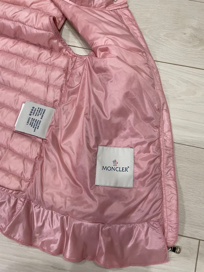 モンクレールMONCLERフード付きピンクダウンベストsize ０