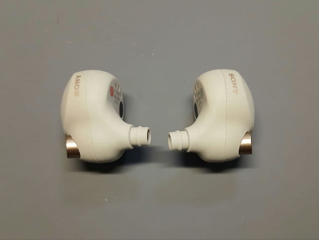 SONY　WF-1000XM4　ワイヤレス　ノイズキャンセリング　イヤホン　③