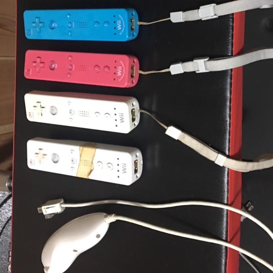 ニンテンドーwii本体＋コントローラー、ヌンチャクセット