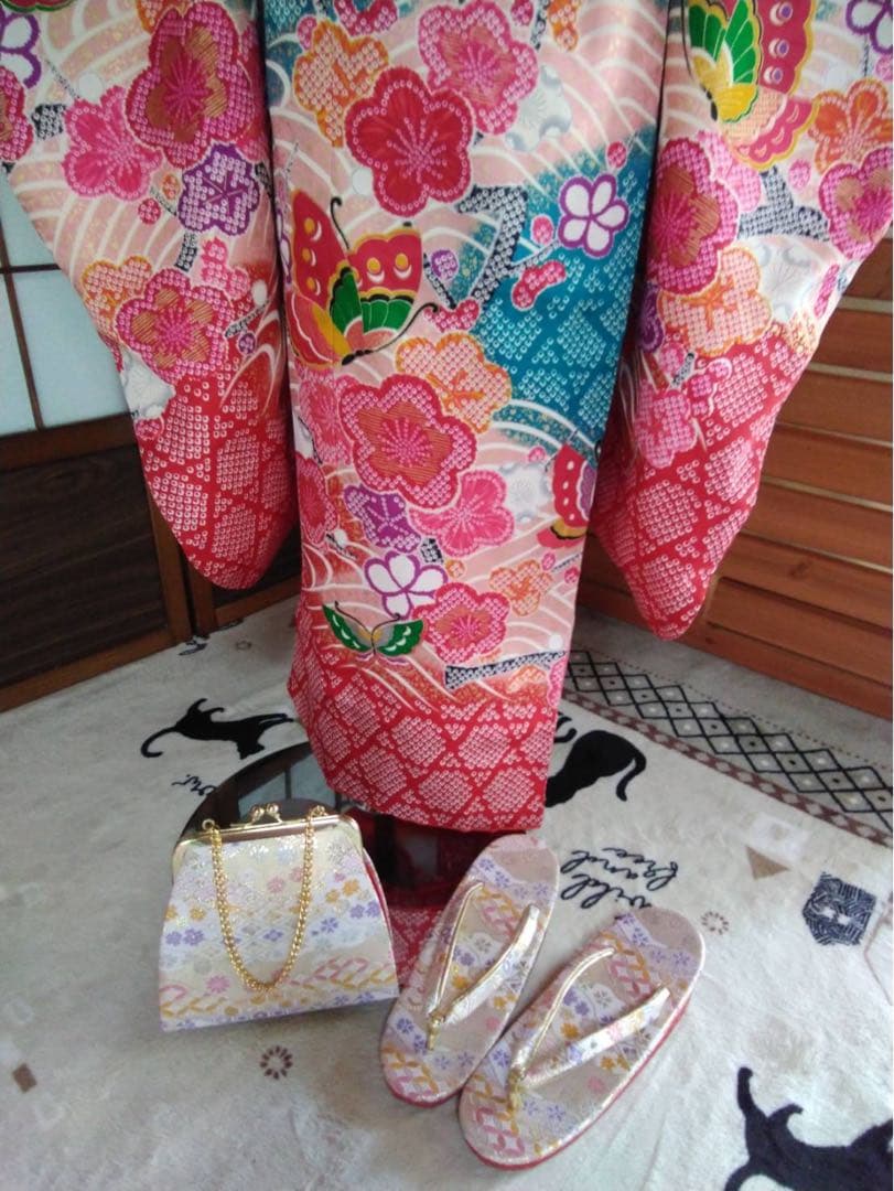 7歳向け・表側正絹・お着物のセット